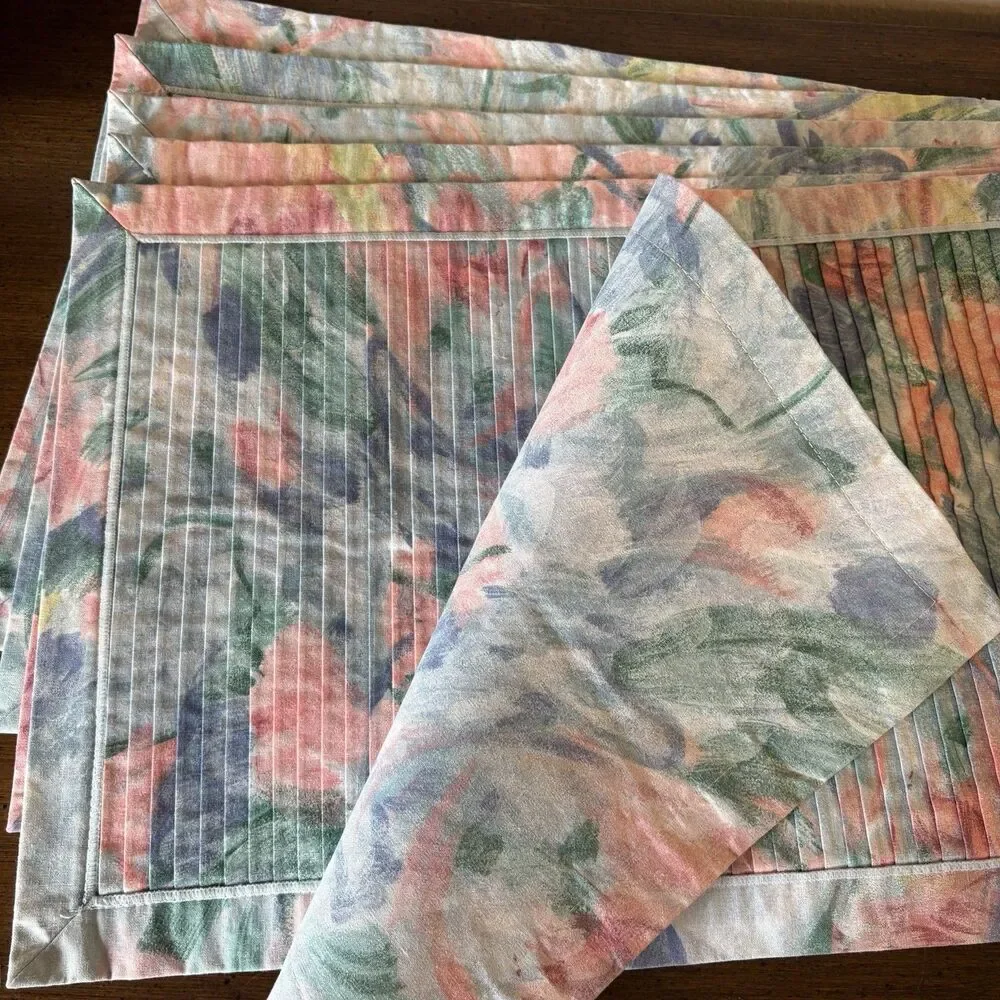 Vintage Pastel Floral Pleated Placemats 80s 90s Decor Cottage Core Shabby Chic